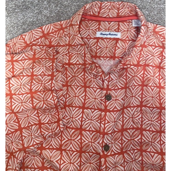 Tommy Bahama Other - Tommy Bahama 100% Silk Button Up Large Hawaiian/Floral Camp Red Geometric Shirt